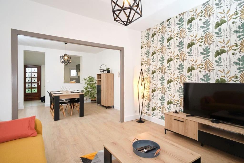 Maison 2 Chambres, Jardin Rethel Bagian luar foto